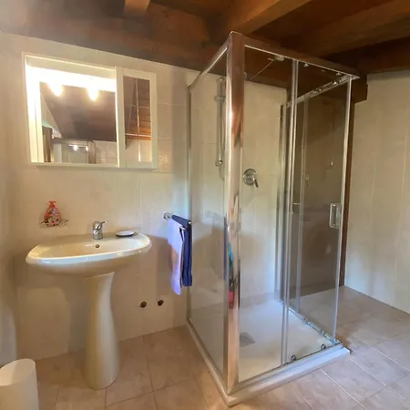 Relaxing Oasis In The Attic Vakantiehuis