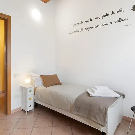 Intelvi House