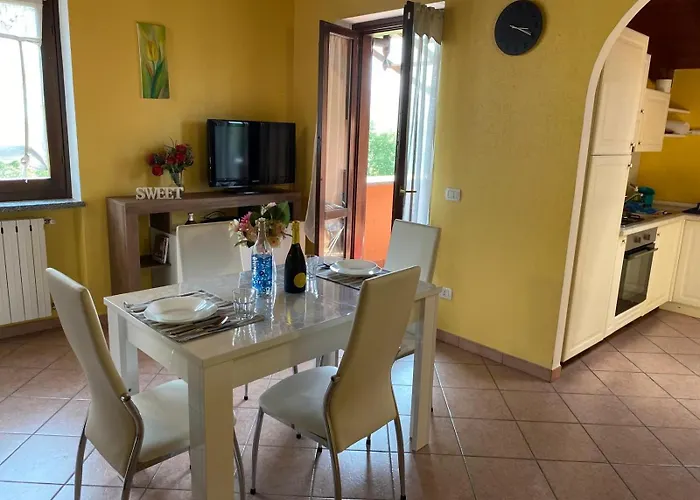 Relaxing Oasis In The Attic Castiglione dʼIntelvi