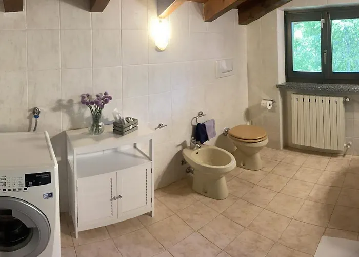 Tatil Evi Relaxing Oasis In The Attic Castiglione dʼIntelvi