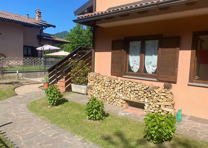 Relaxing Oasis In The Attic Castiglione dʼIntelvi